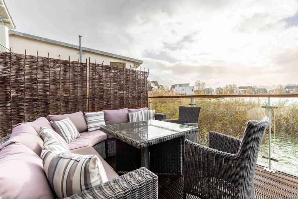 Otters Holt Holiday home Somerford Keynes